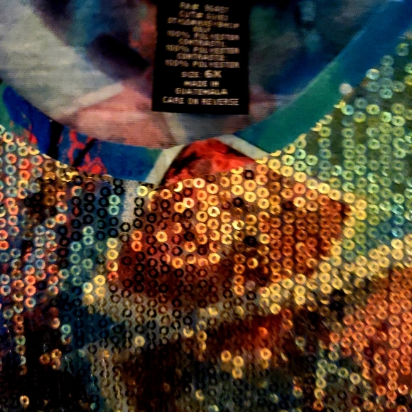 Girls Shirt size 6  Very sparly - Picture 4 of 14